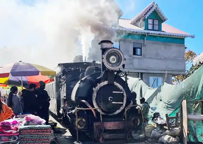 Darjeeling UNESCO Damphzug